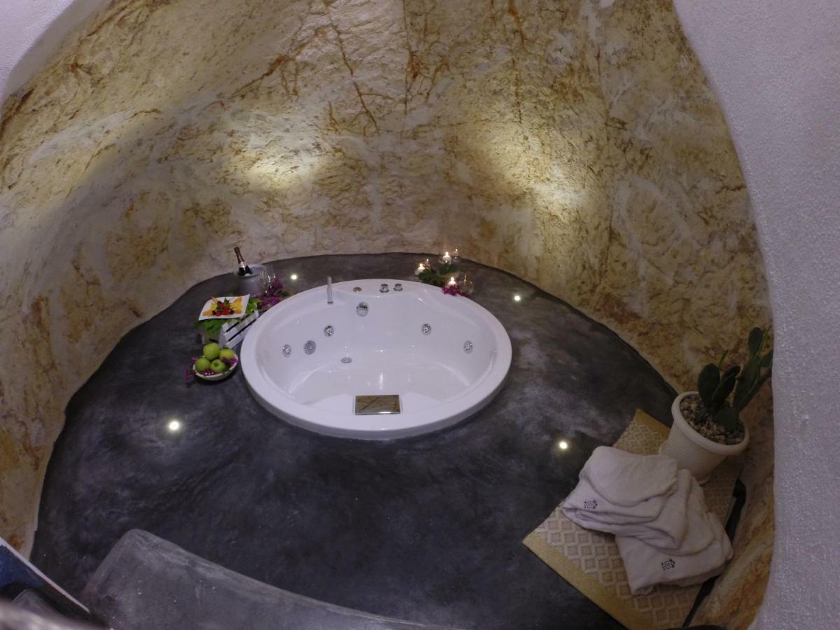 White Luxury Suite Ostuni By Gonewlocation Eksteriør billede