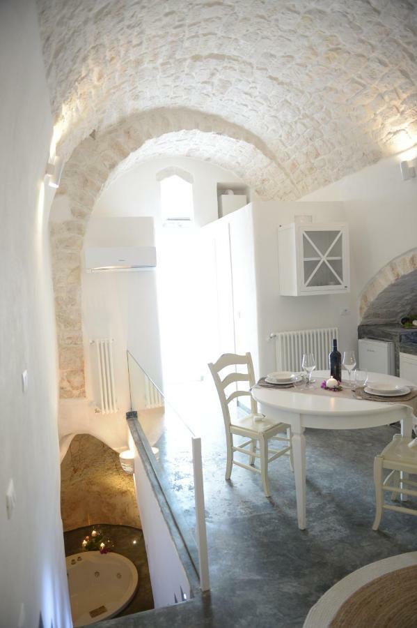 White Luxury Suite Ostuni By Gonewlocation Eksteriør billede