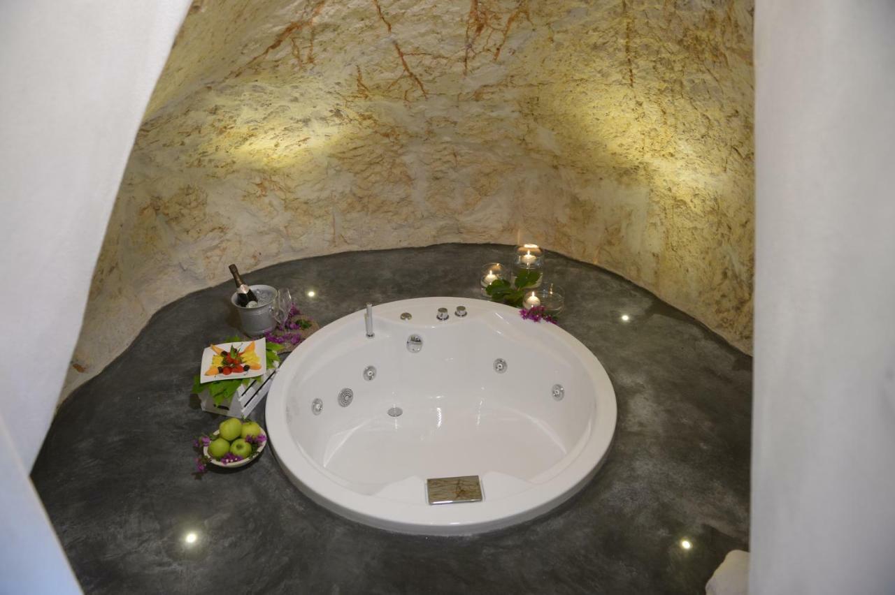 White Luxury Suite Ostuni By Gonewlocation Eksteriør billede